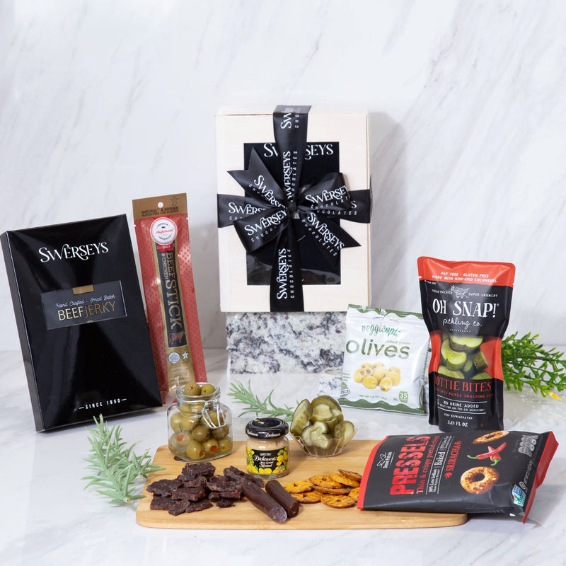 Deluxe Charcuterie Lover Gift Box