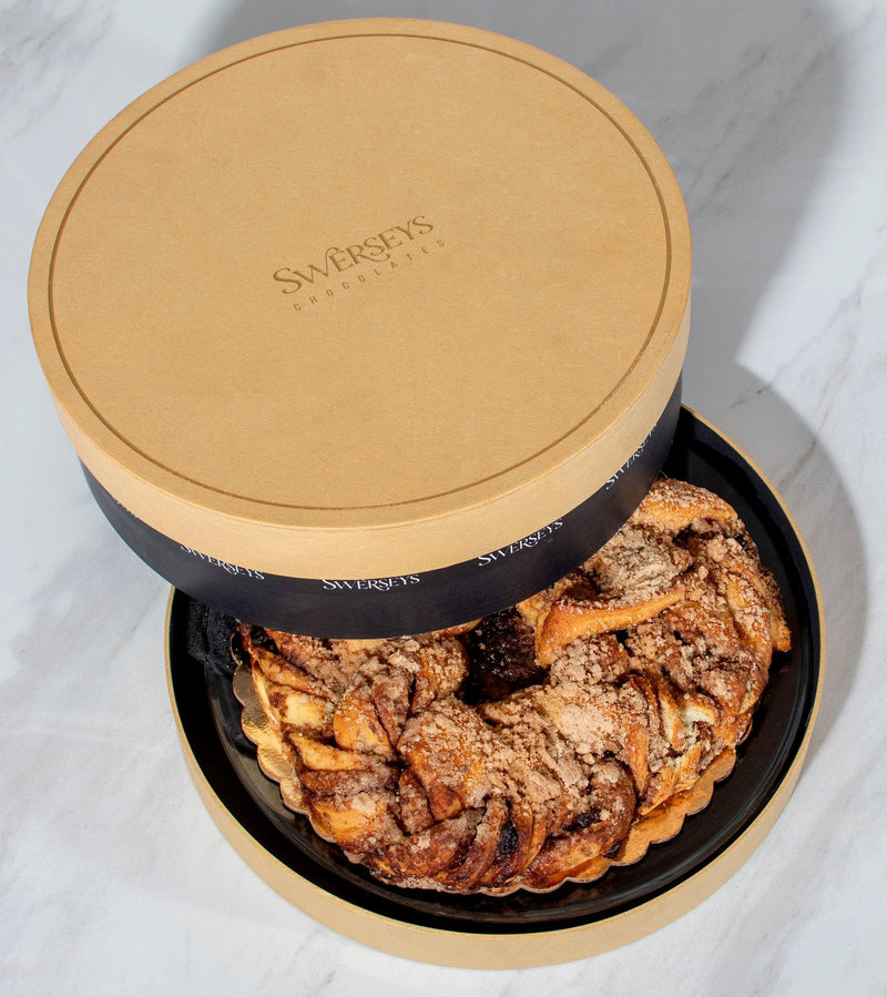 Signature Gourmet Low Babka Gold Round Gift Box 